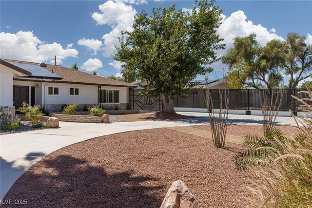 4945 Stacey Avenue, Las Vegas, NV 89108