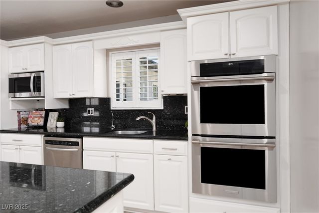 4945 Stacey Avenue, Las Vegas, NV 89108