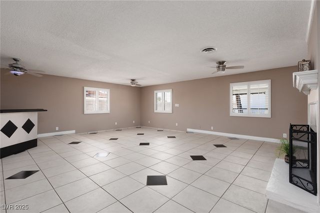 4945 Stacey Avenue, Las Vegas, NV 89108