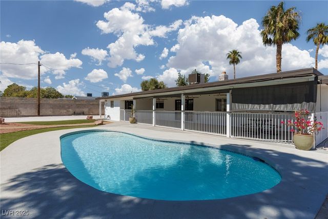 4945 Stacey Avenue, Las Vegas, NV 89108