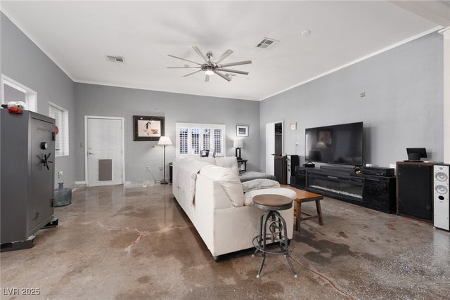 4945 Stacey Avenue, Las Vegas, NV 89108