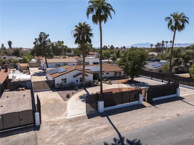 4945 Stacey Avenue, Las Vegas, NV 89108