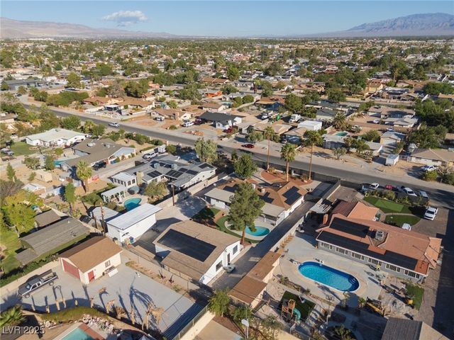 4945 Stacey Avenue, Las Vegas, NV 89108