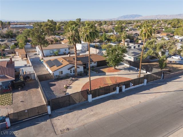 4945 Stacey Avenue, Las Vegas, NV 89108