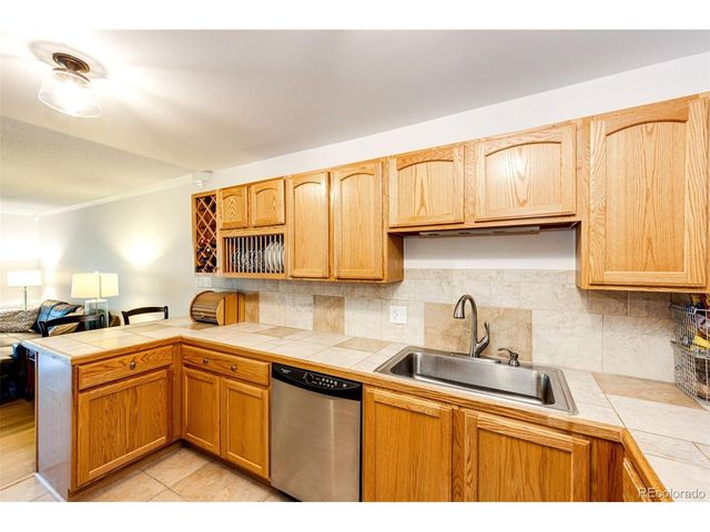 635 S Alton Way 10A, Denver, CO 80247