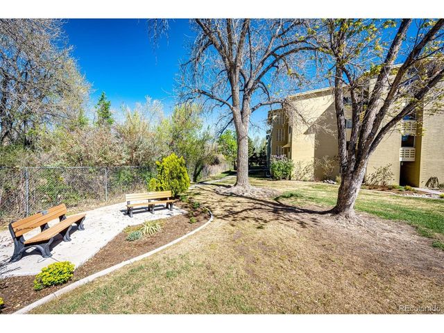 635 S Alton Way 10A, Denver, CO 80247