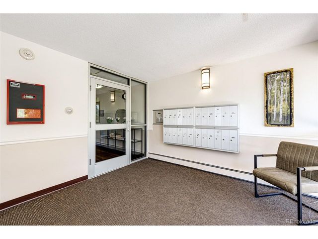 635 S Alton Way 10A, Denver, CO 80247