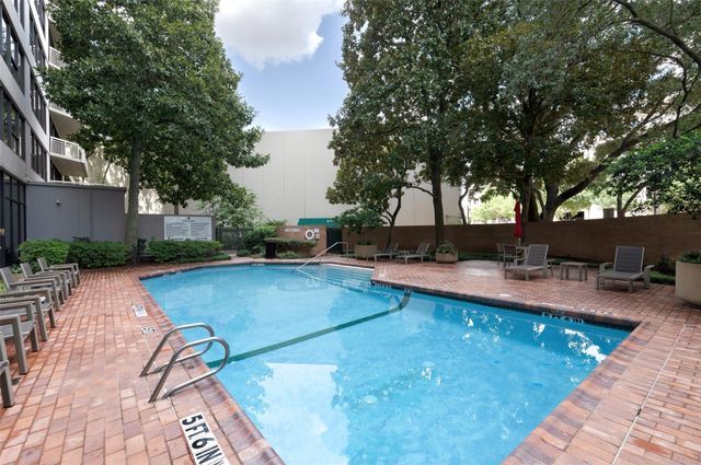 14 Greenway Plaza 19P, Houston, TX 77046