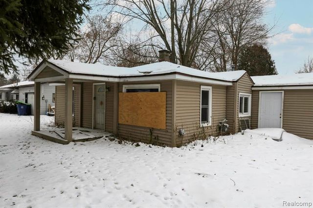 4425 Randolph Street, Saginaw, MI 48601