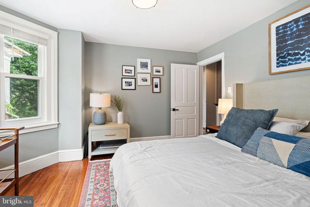 225 E GRAVERS LN, Philadelphia, PA 19118