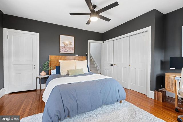 225 E GRAVERS LN, Philadelphia, PA 19118