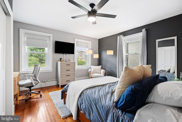 225 E GRAVERS LN, Philadelphia, PA 19118