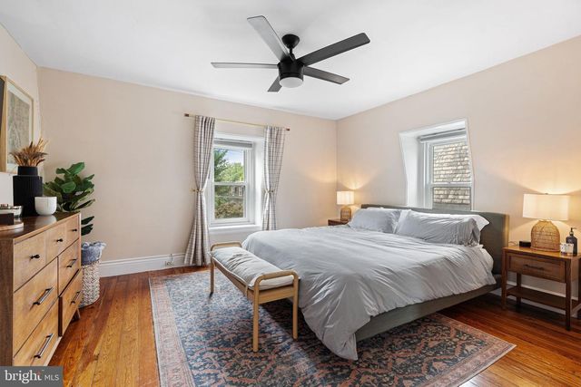 225 E GRAVERS LN, Philadelphia, PA 19118