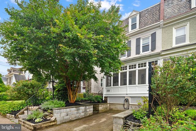 225 E GRAVERS LN, Philadelphia, PA 19118