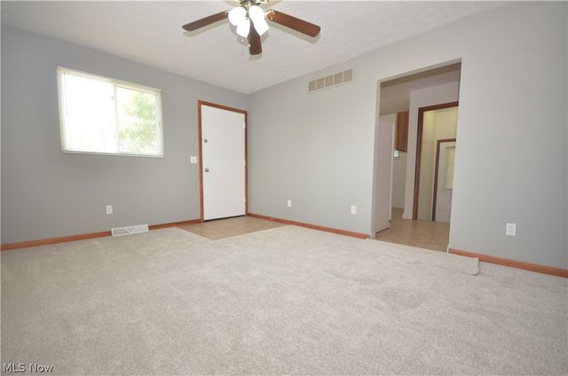 625 Hillman Road, Akron, OH 44312
