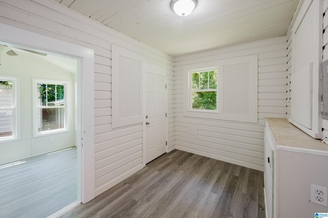 703 11TH AVENUE, Midfield, AL 35228