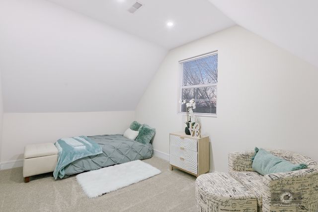 7950 S Wood Street, Chicago, IL 60620