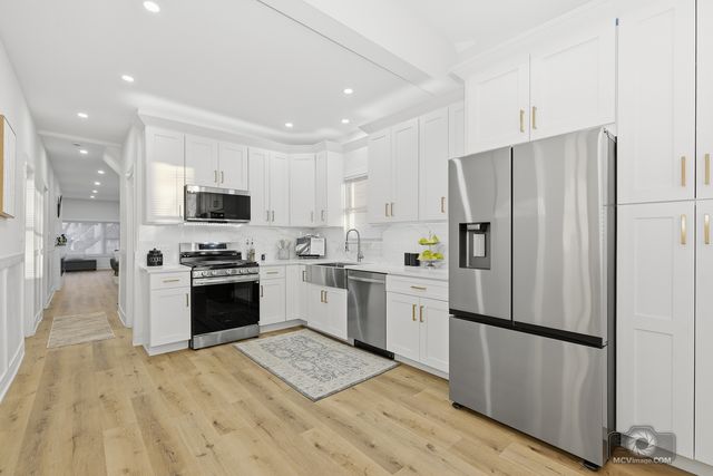 7950 S Wood Street, Chicago, IL 60620