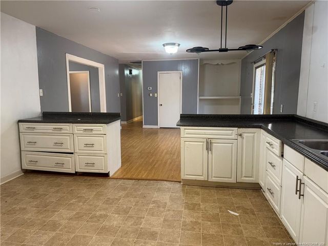 511 Sherman Drive, Fayetteville, NC 28301