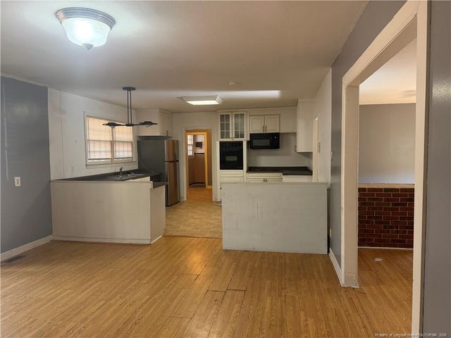 511 Sherman Drive, Fayetteville, NC 28301