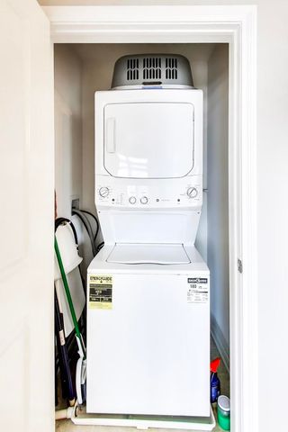 1199 E Port Clinton Road 311, Vernon Hills, IL 60061