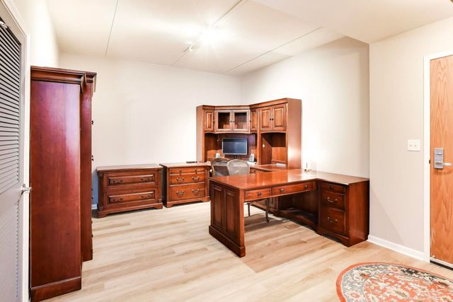 1199 E Port Clinton Road 311, Vernon Hills, IL 60061