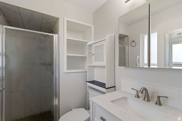 5188 S 300 EAST ST, Washington Terrace, UT 84405