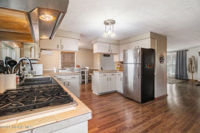 15166 County Road D50, Bryan, OH 43506