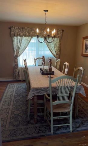 43 N Cozine Road, Manorville, NY 11949