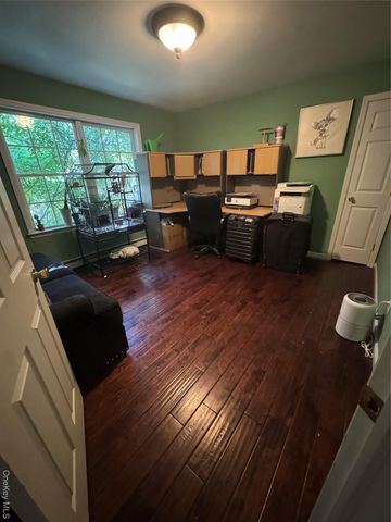 43 N Cozine Road, Manorville, NY 11949