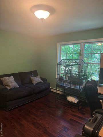 43 N Cozine Road, Manorville, NY 11949