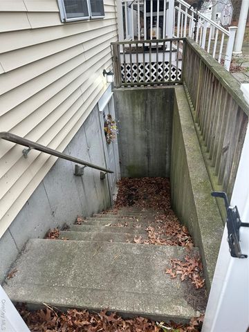 43 N Cozine Road, Manorville, NY 11949