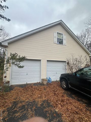 43 N Cozine Road, Manorville, NY 11949