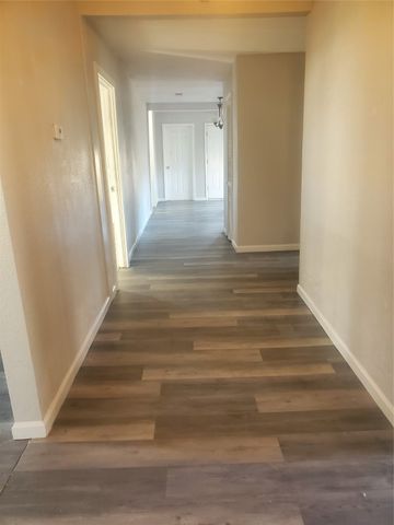 305 Peach Street, Winnsboro, TX 75494