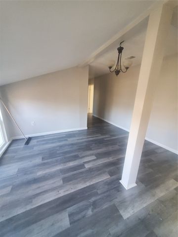 305 Peach Street, Winnsboro, TX 75494