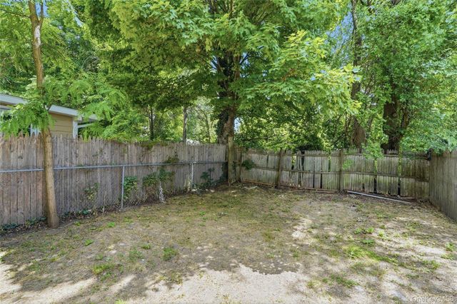 70 Vandeusen Street, Kingston, NY 12401