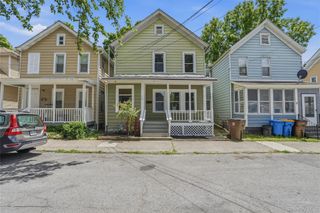 70 Vandeusen Street, Kingston, NY 12401