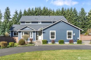 8910 Lavaliere Meadows Lane SW, Rochester, WA 98579