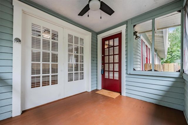 1002 E CRENSHAW STREET, Tampa, FL 33604