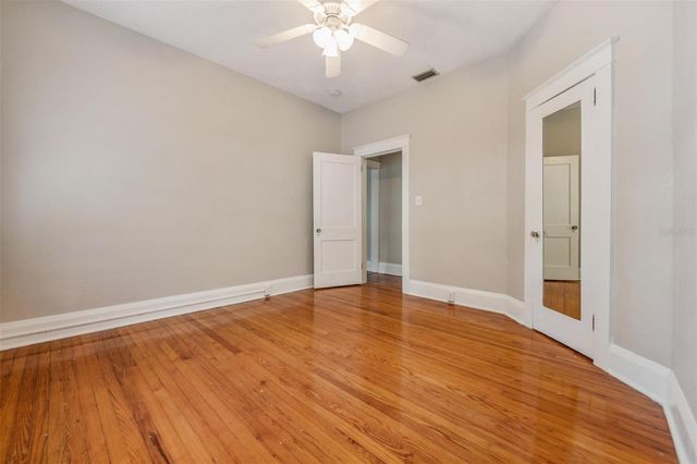 1002 E CRENSHAW STREET, Tampa, FL 33604