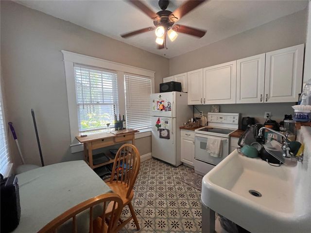 1002 E CRENSHAW STREET, Tampa, FL 33604