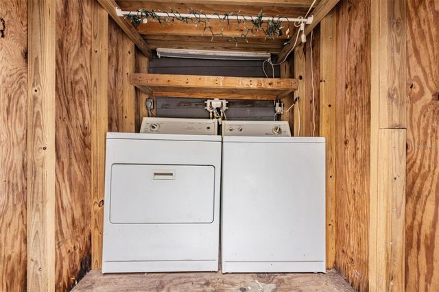 1002 E CRENSHAW STREET, Tampa, FL 33604