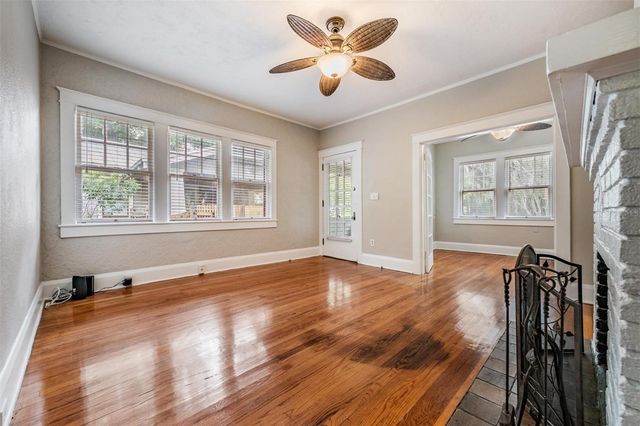 1002 E CRENSHAW STREET, Tampa, FL 33604