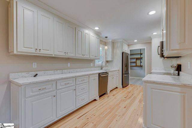 329 Wash Lesley Road, Pickens, SC 29671