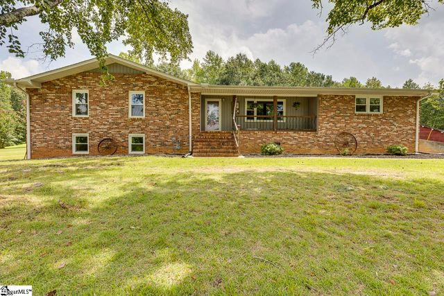 329 Wash Lesley Road, Pickens, SC 29671