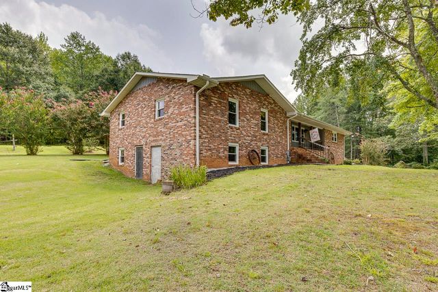 329 Wash Lesley Road, Pickens, SC 29671