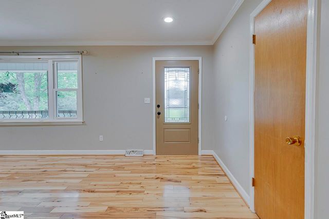 329 Wash Lesley Road, Pickens, SC 29671