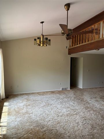885 Lake Forest Drive, Lapeer, MI 48446