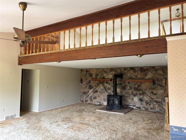 885 Lake Forest Drive, Lapeer, MI 48446