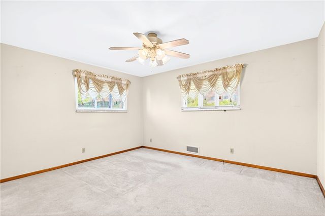 12296 LONGVIEW DRIVE, North Huntingdon, PA 15642